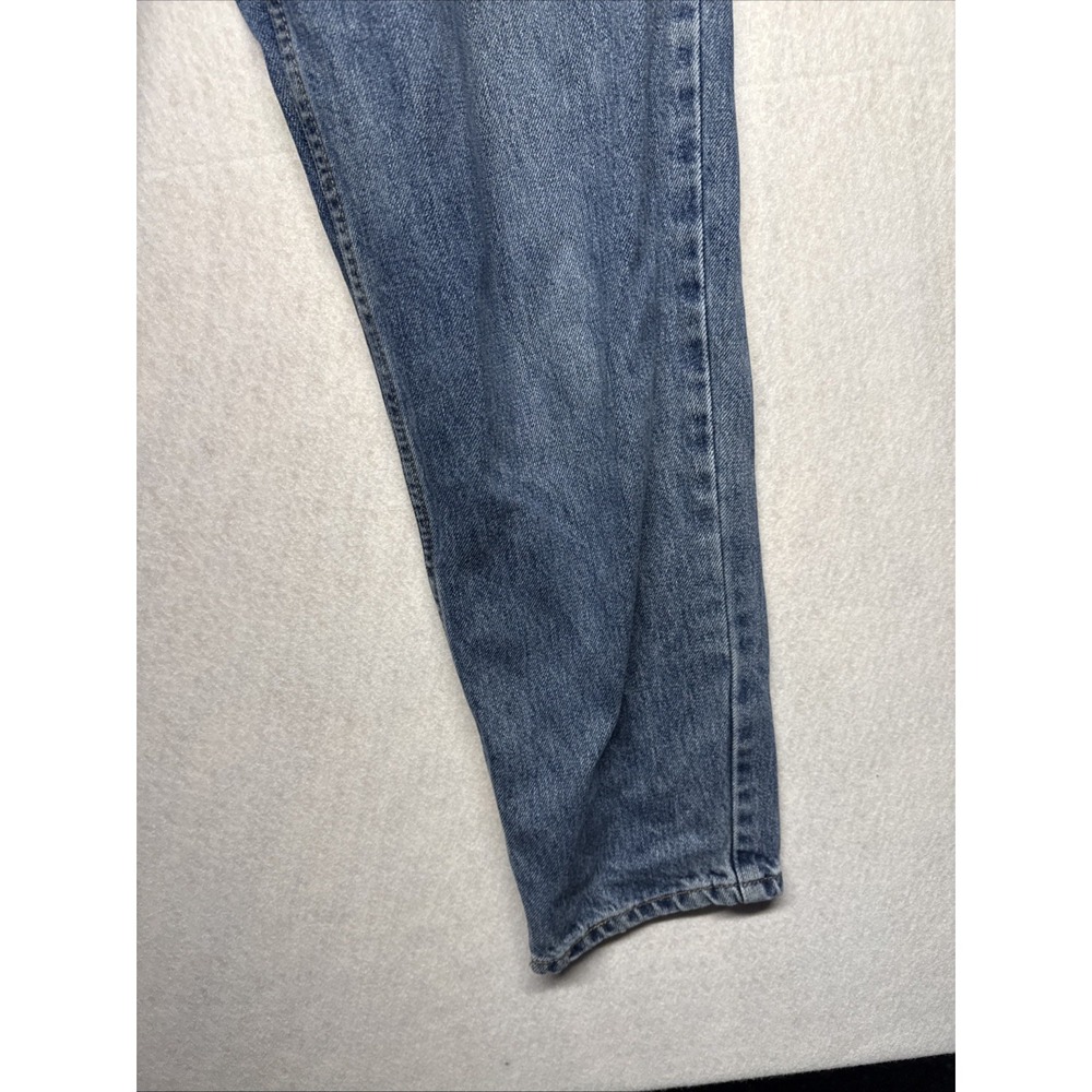 Vintage Levi's 550 Women's Relaxed Fit Tapered Leg Med Wash Size 12M - Picture 8 of 16